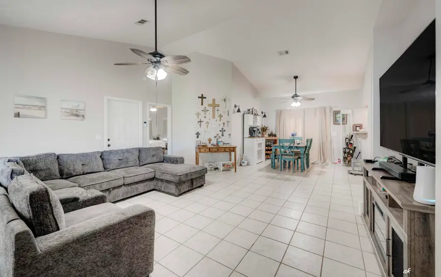 7110 Maxwell Court, Panama City, FL 32404 - Image #3