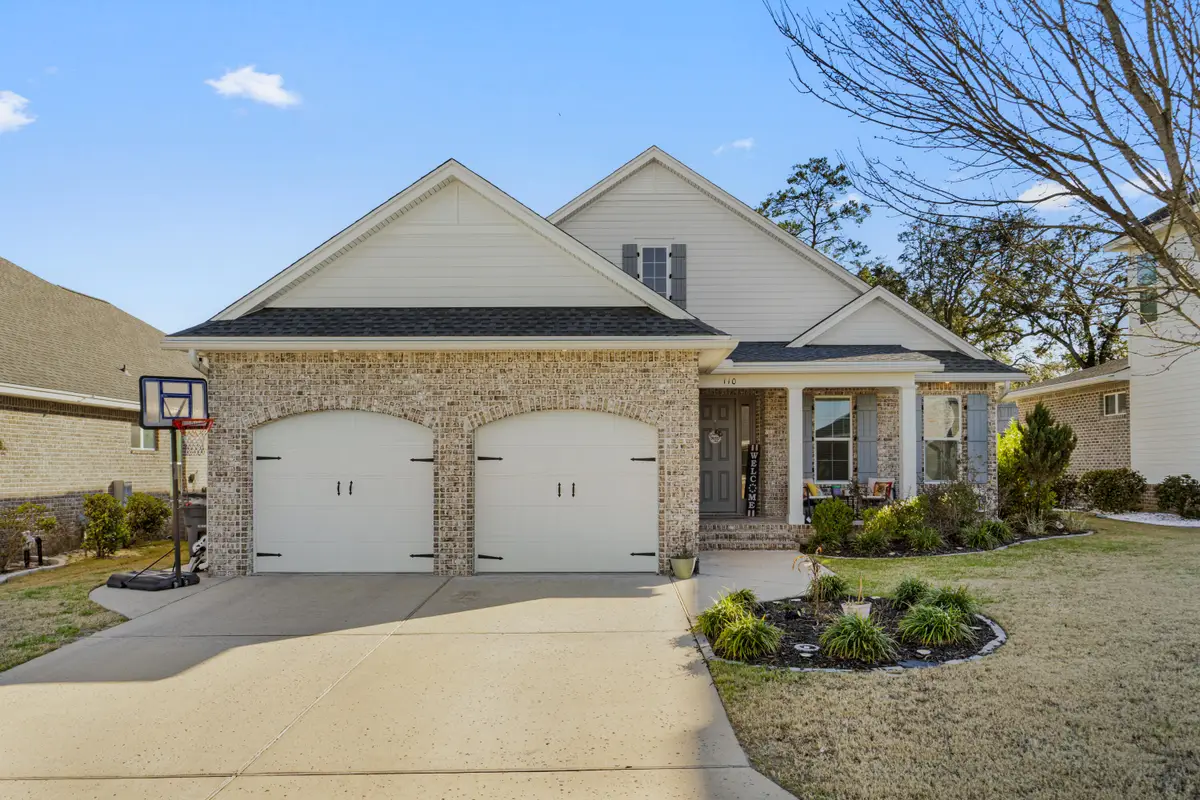 110 Raiders Trail, Valparaiso, FL 32580 - Image #1