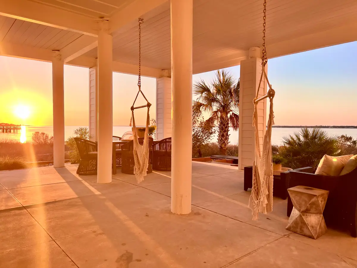 1466 Seaside Circle, Navarre, FL 32566 - Image #1