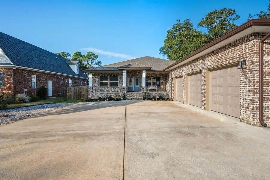 223 NW Girard Avenue, Fort Walton Beach, FL 32548 - Image #3