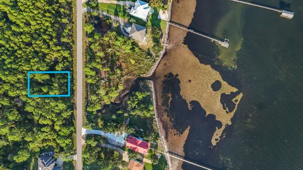 5494 Soundside Drive, Gulf Breeze, FL 32563