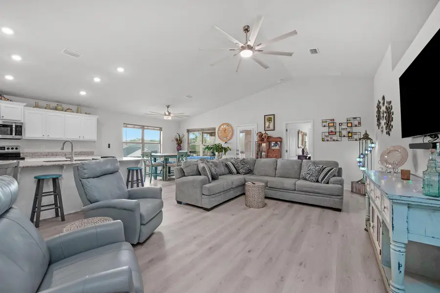 2099 Queen Street, Crestview, FL 32536 - Image #3