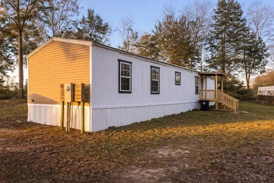 1893 Mathews Road, Defuniak Springs, FL 32433 - Image #2