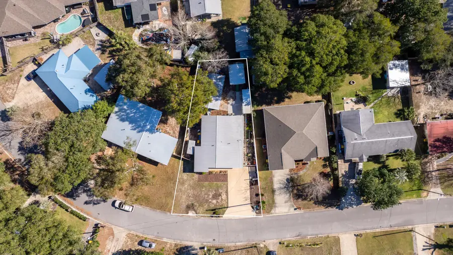 366 NE Osborne Drive, Fort Walton Beach, FL 32548 - Image #3