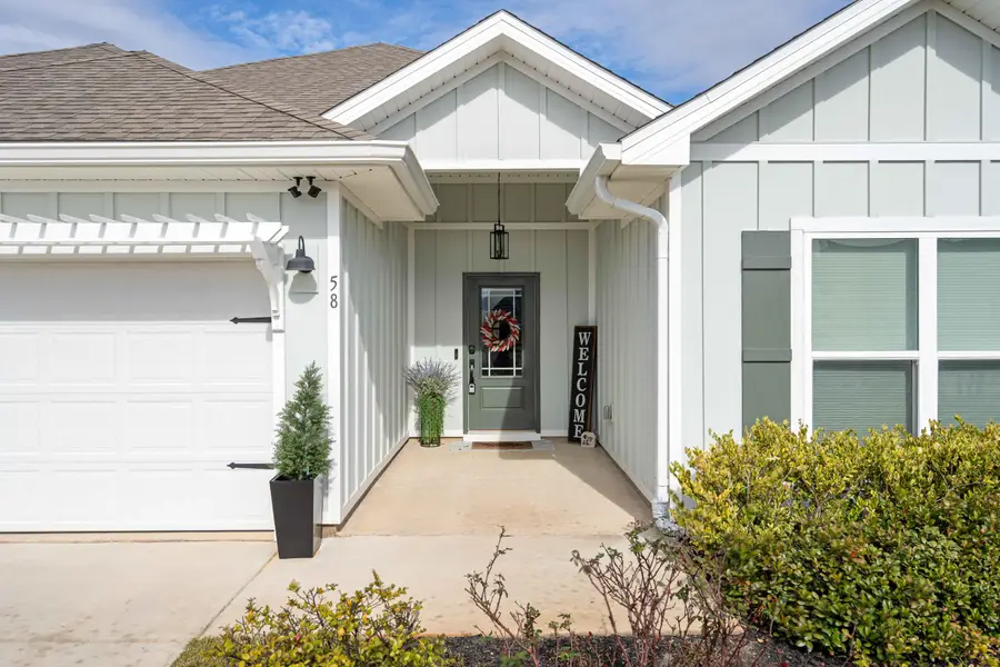 58 Siesta Circle, Freeport, FL 32439 - Image #2