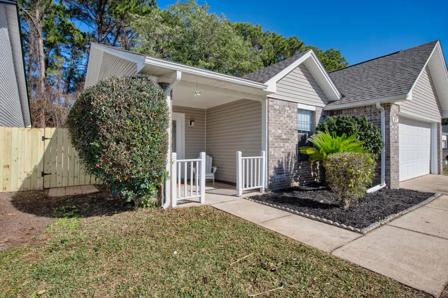 67 NW Olde Cypress Circle, Fort Walton Beach, FL 32548 - Image #2