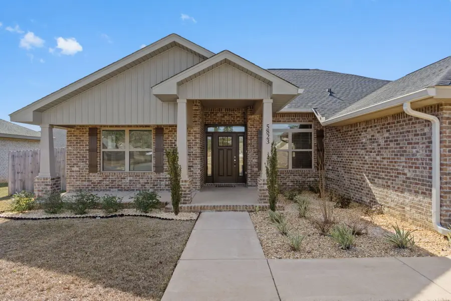 5823 Crestlake Drive, Crestview, FL 32536 - Image #3