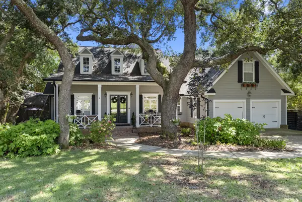 16237 Innerarity Point Road, Pensacola, FL 32507