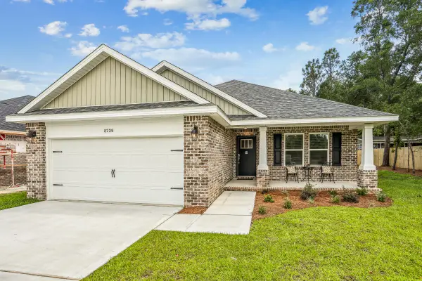 7556 Hatteras Drive, Navarre, FL 32566