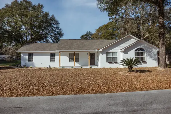 4602 Top Flight Drive, Crestview, FL 32539