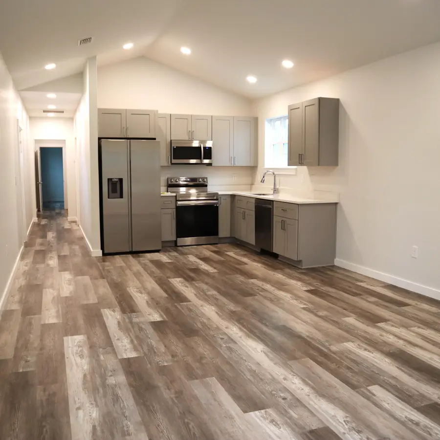 156 N 7th Street, Defuniak Springs, FL 32433 - #2