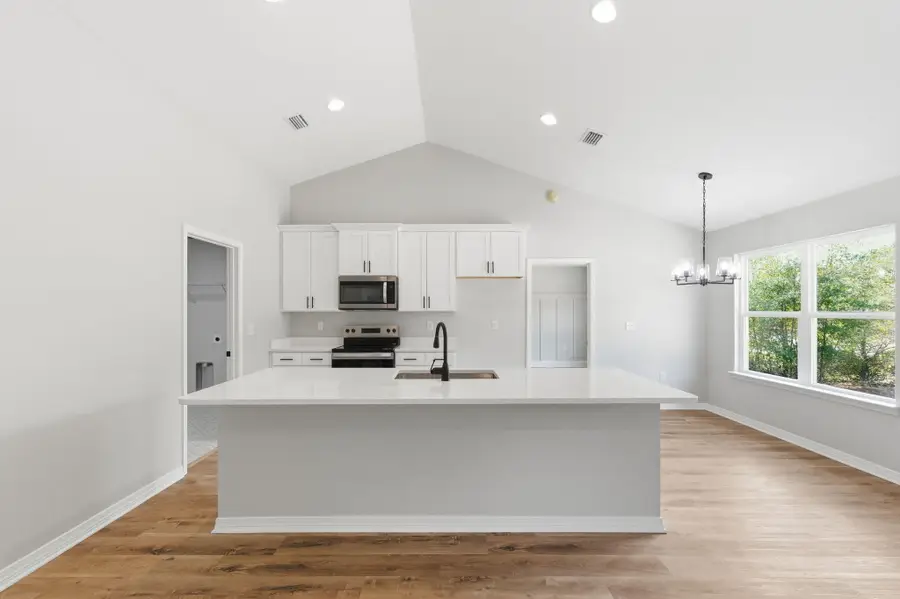 6160 Sundew Street, Crestview, FL 32539 - #2