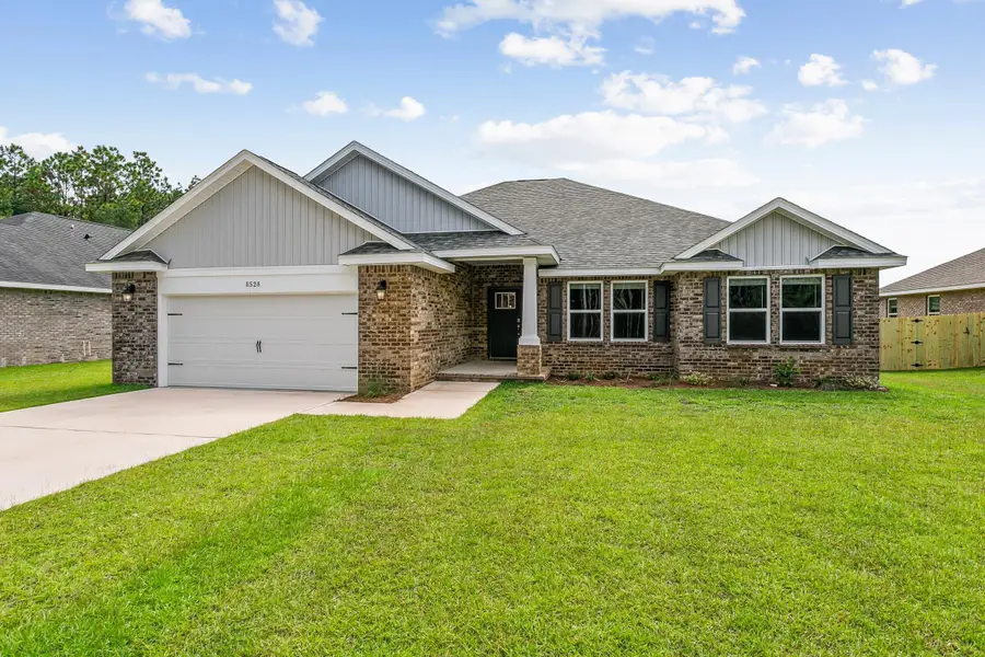 7560 Hatteras Drive, Navarre, FL 32566 - Image #2