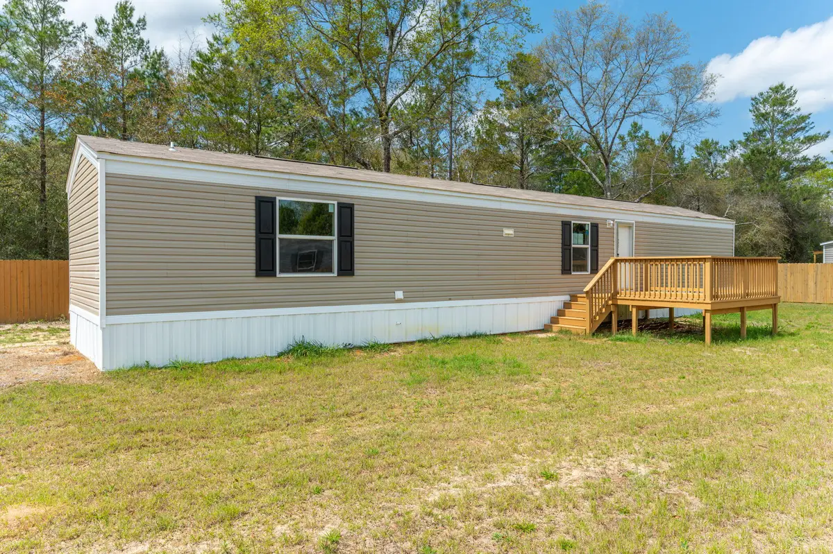 402 W Royal Palm Ave, Defuniak Springs, FL 32433 - Image #1