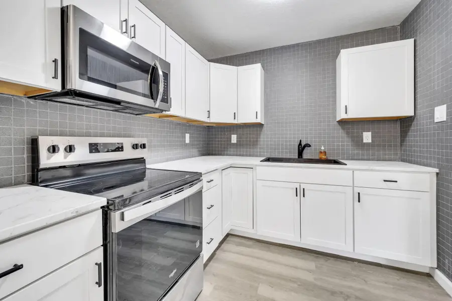 107 NW Wayne Avenue, Fort Walton Beach, FL 32548 - Image #3