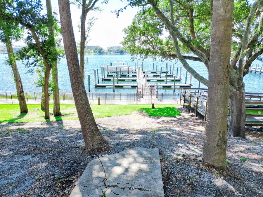 113 SE Brooks Street #204, Fort Walton Beach, FL 32548 - Image #2