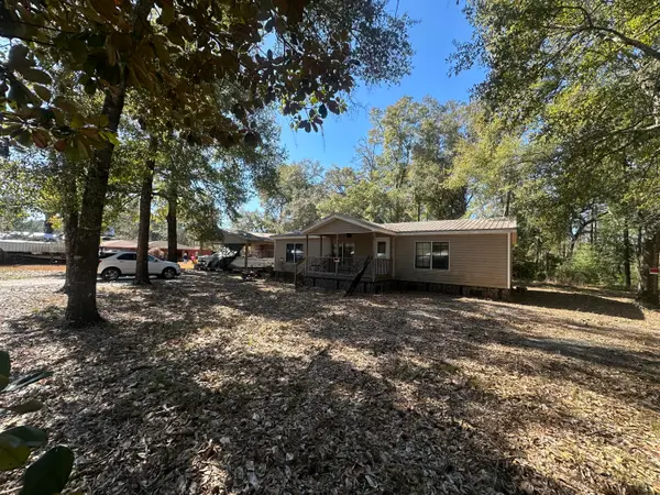 377 Laird Drive, Freeport, FL 32439