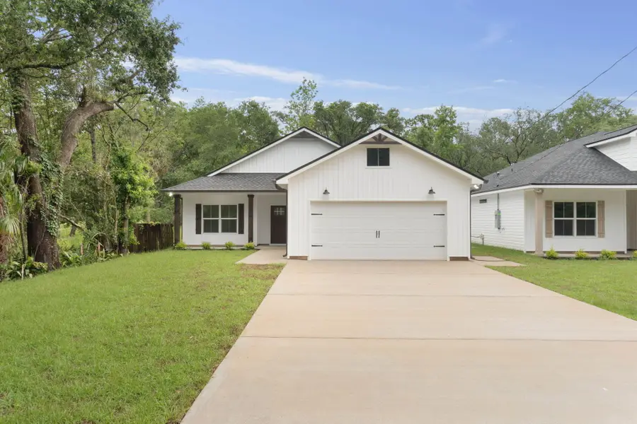 8306 Vickie Street, Pensacola, FL 32514 - Image #2