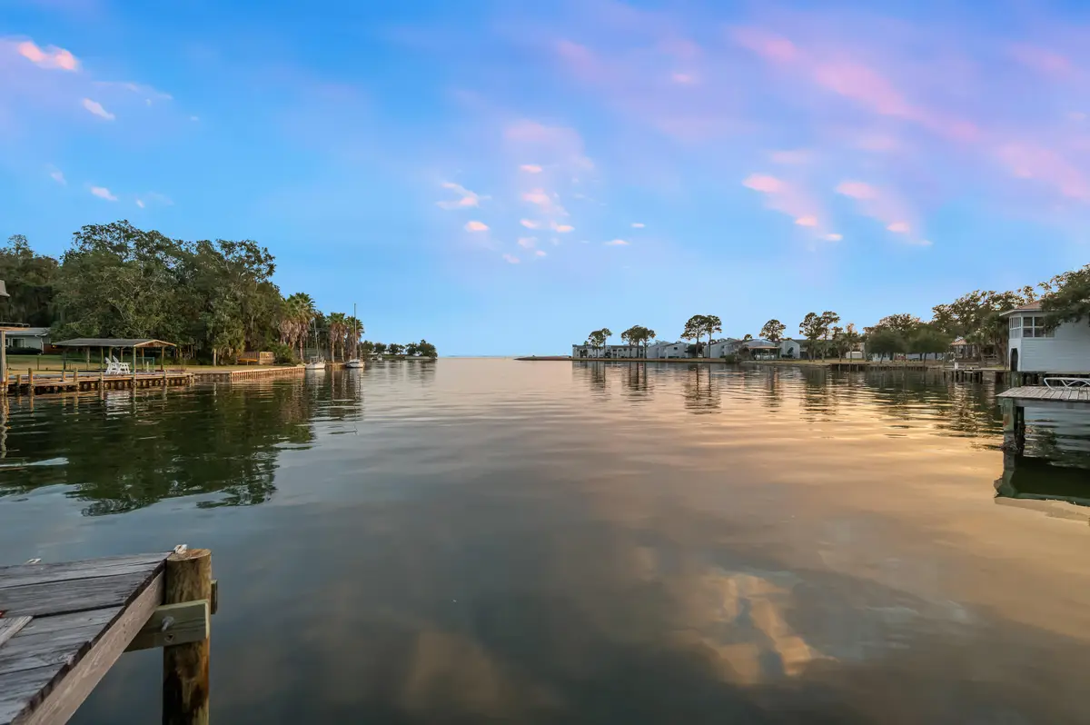 27 Old Ferry Road, Shalimar, FL 32579 - #1