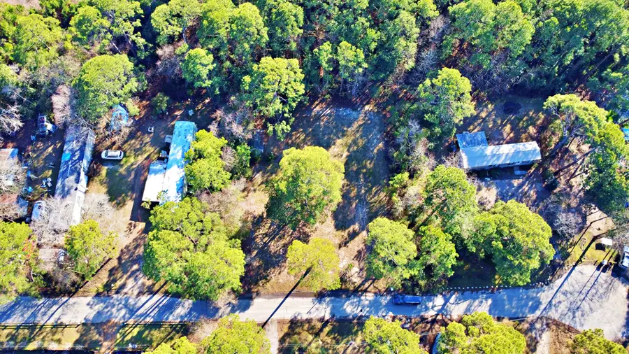 9013 Larker Woods Drive, Navarre, FL 32566 - #2