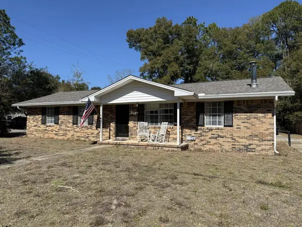 469 Stillwell Boulevard, Crestview, FL 32539