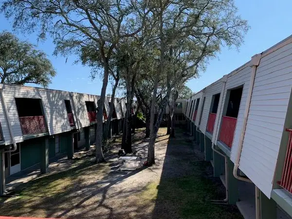 210 Pelham Road #B220, Fort Walton Beach, FL 32547