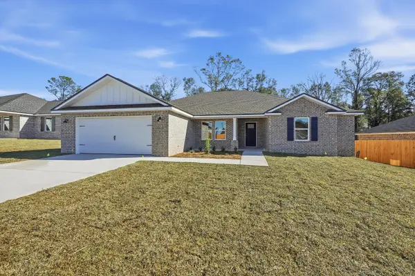 1576 Texas Parkway, Crestview, FL 32536