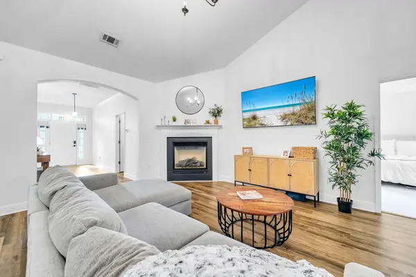 65 Concert Court, Freeport, FL 32439