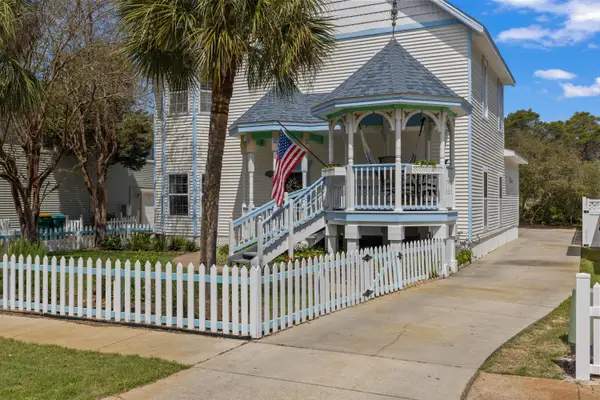 4589 Woodwind Drive, Destin, FL 32541