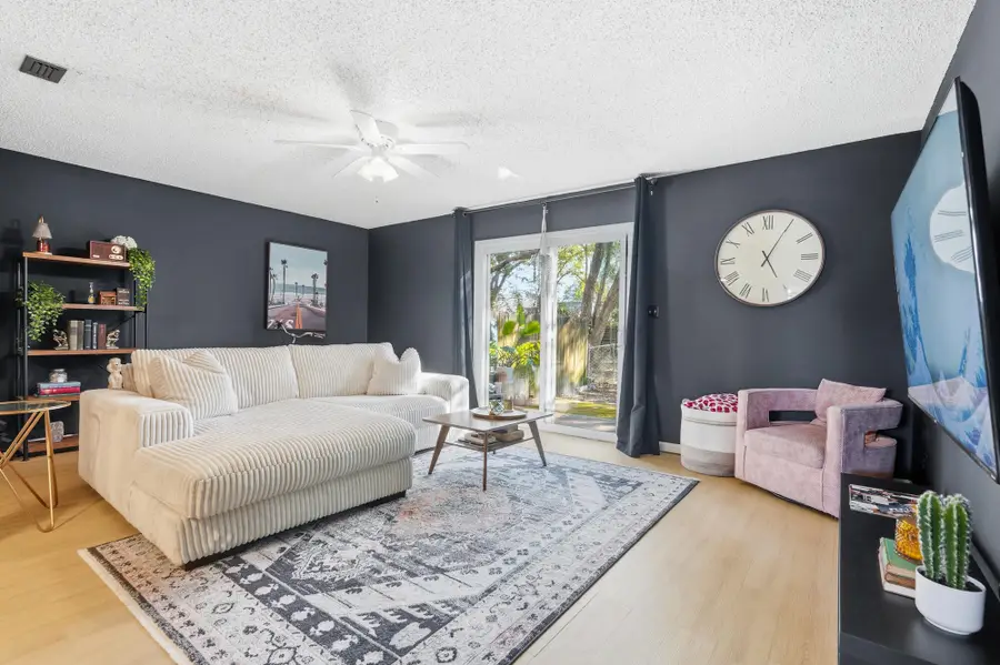 208 Cloverdale Boulevard #UNIT 8, Fort Walton Beach, FL 32547 - #2