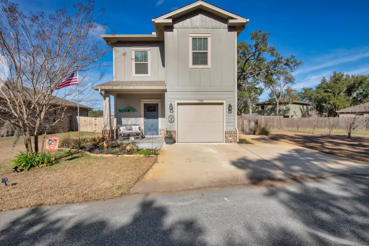 7388 Hiawatha Lane, Navarre, FL 32566 - #1