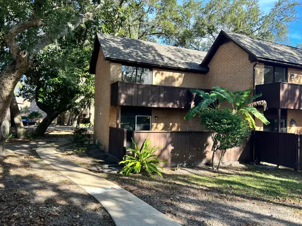 3871 Indian Trail #UNIT 9-D, Destin, FL 32541