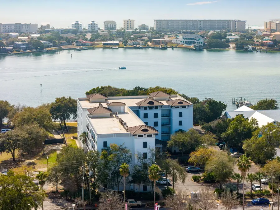 113 Se Brooks Street #501, Fort Walton Beach, FL 32548 - #3