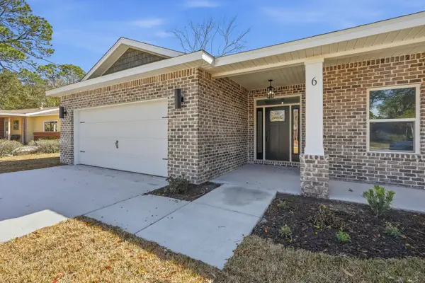 6 Kohler Drive, Mary Esther, FL 32569