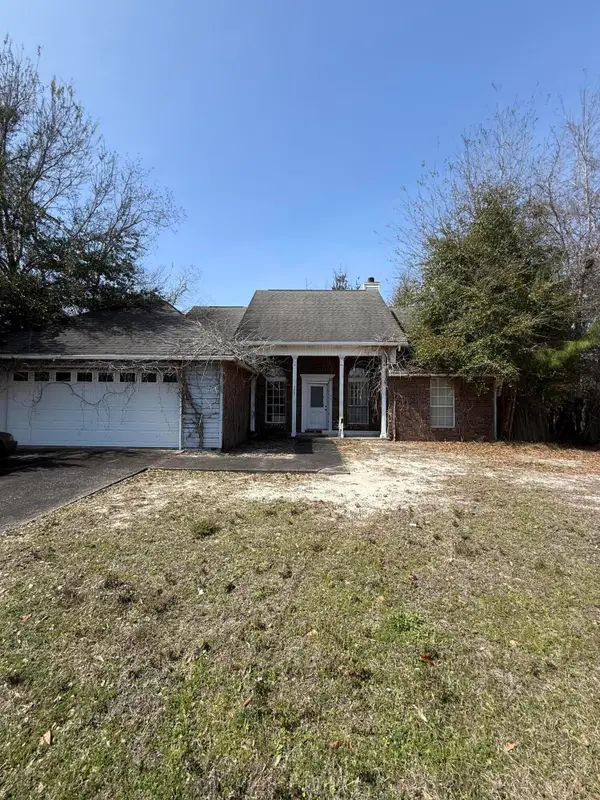 323 Northampton Circle, Fort Walton Beach, FL 32547