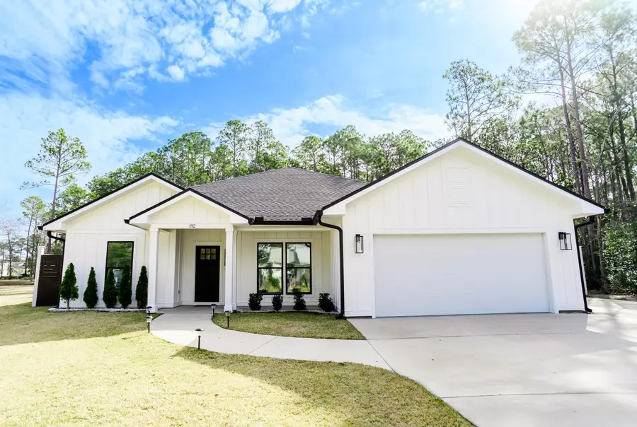 192 Bayou Circle, Freeport, FL 32439 - #2