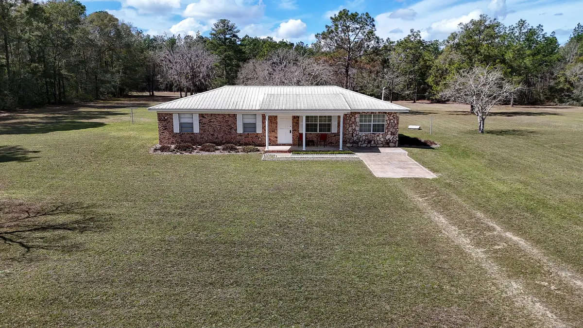 343 Campbell Road, Defuniak Springs, FL 32433 - #1