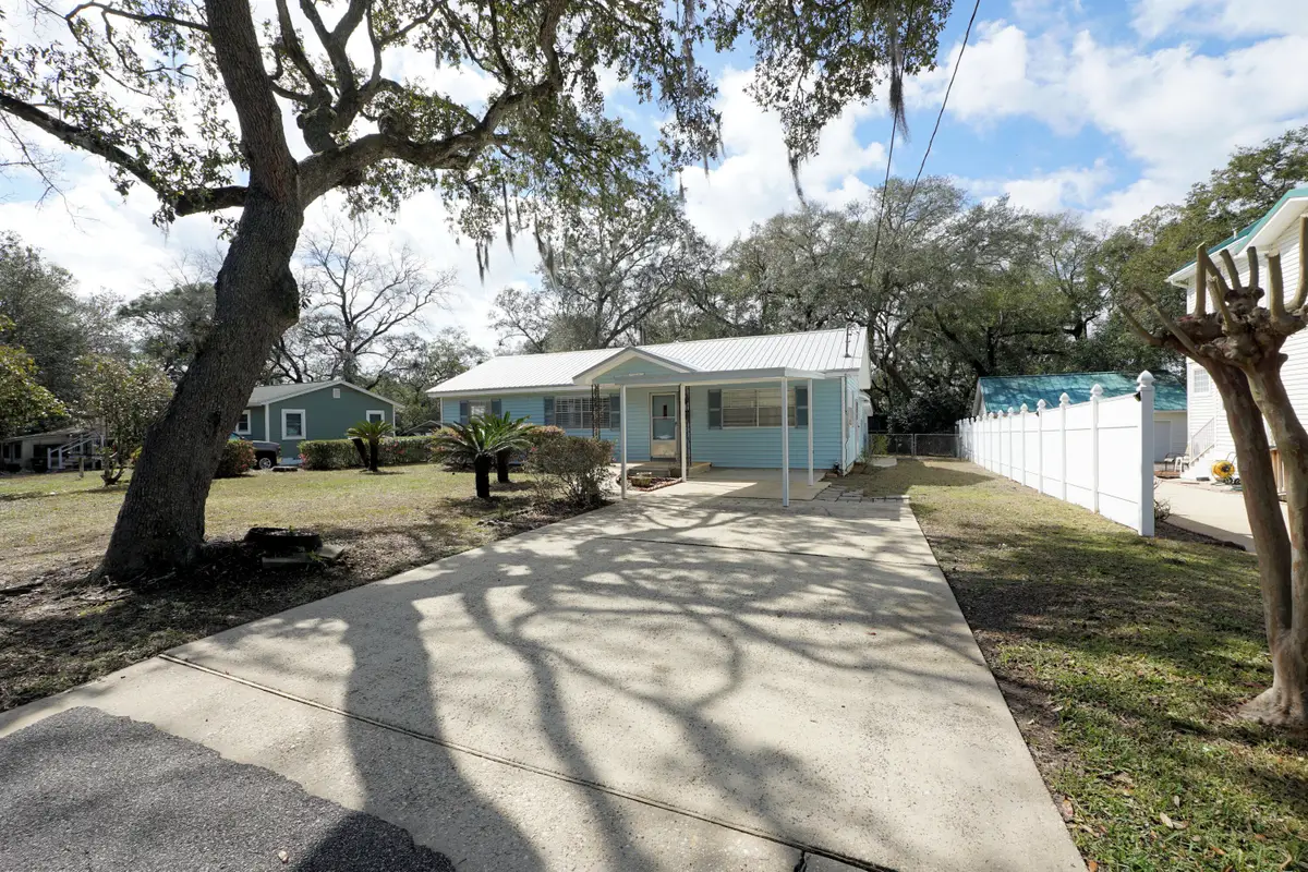 116 Edge Avenue, Valparaiso, FL 32580 - #1