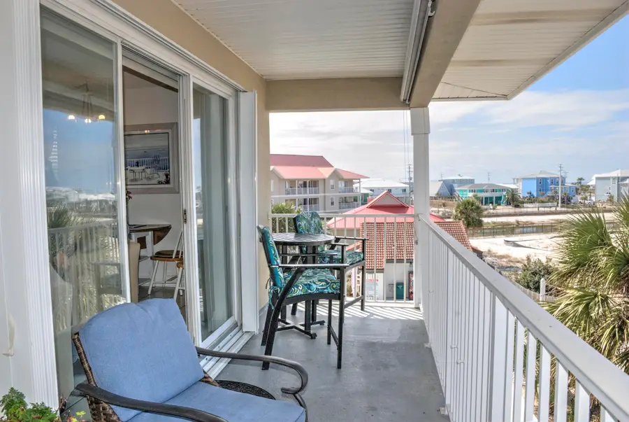 7464 Sunset Harbor Drive #APT 131, Navarre, FL 32566 - #3