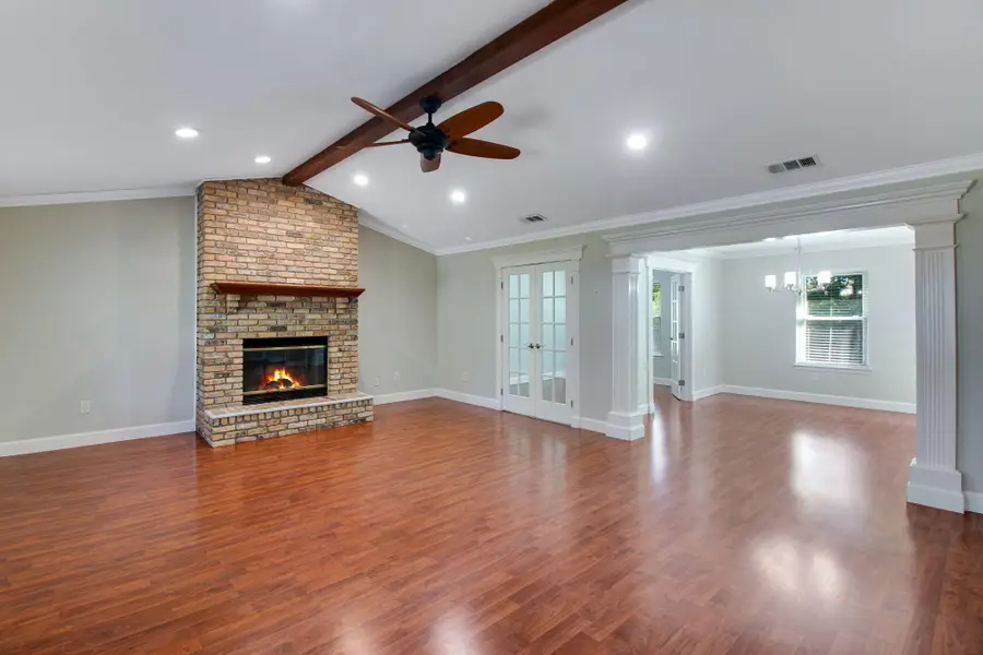 805 W Ridgewood Cove, Niceville, FL 32578 - #2