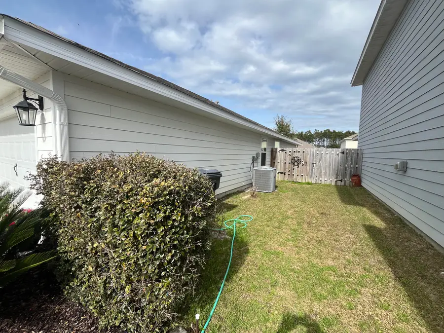 203 This Way, Freeport, FL 32439 - #3