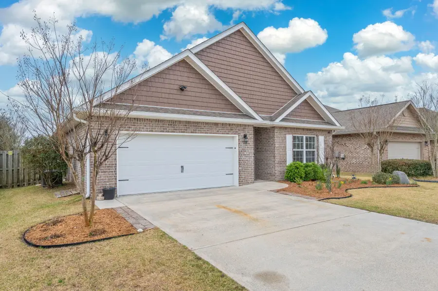 675 Teal Street, Crestview, FL 32539 - #3