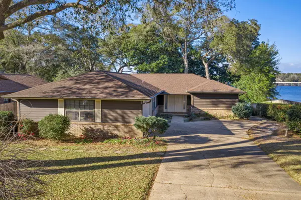 630 Sailboat Drive, Niceville, FL 32578