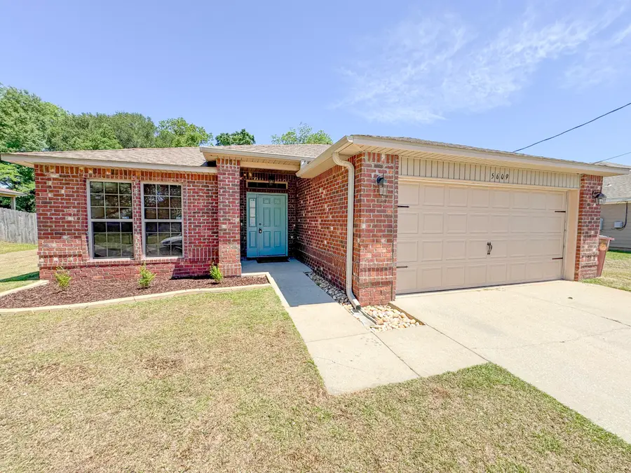 5609 Price Plantation Road, Baker, FL 32531 - #2