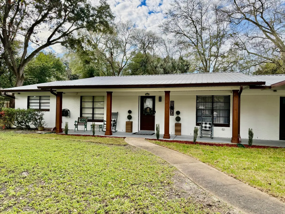 706 Bradford Drive, Fort Walton Beach, FL 32547 - #1