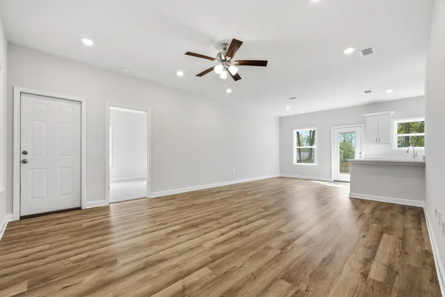 2584 Kingston Road, Crestview, FL 32536 - #3