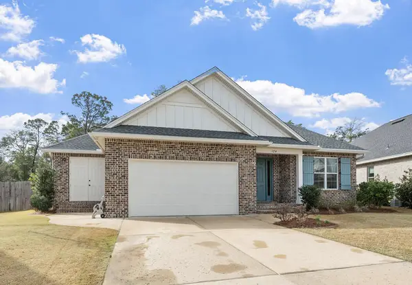 124 Raiders Trail, Valparaiso, FL 32580