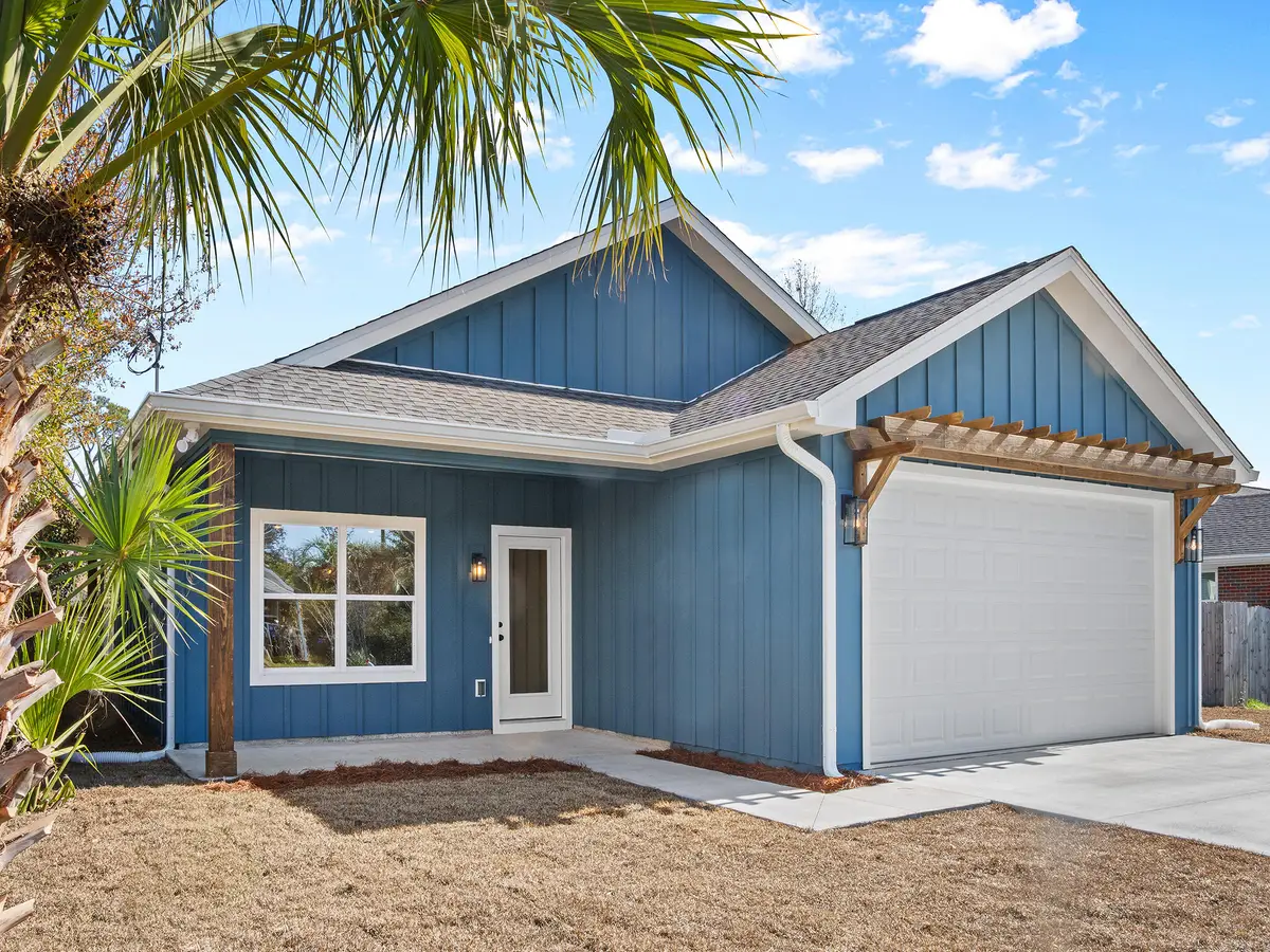 2411 E 16th Street, Panama City, FL 32405 - #1