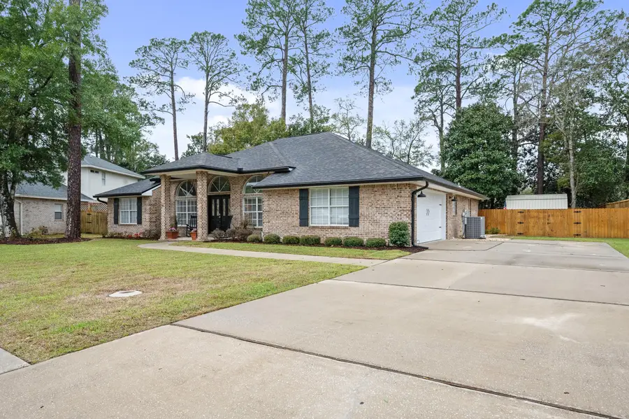 209 Emmett Drive, Niceville, FL 32578 - #2
