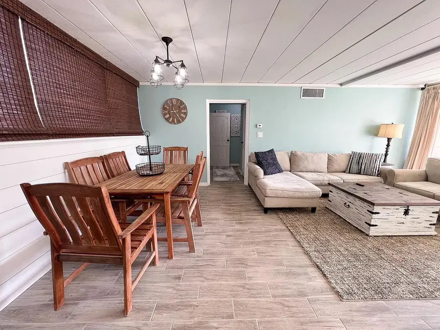 300 SW Miracle Strip Parkway #1E, Fort Walton Beach, FL 32548 - #2